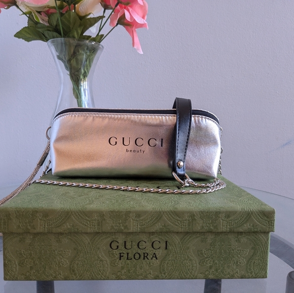 Gucci - Picture 2 of 11